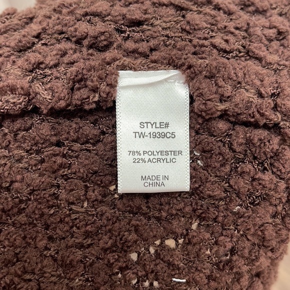 New Zenana- Super Soft Teddy Popcorn Chocolate Cardigan - Picture 14 of 14